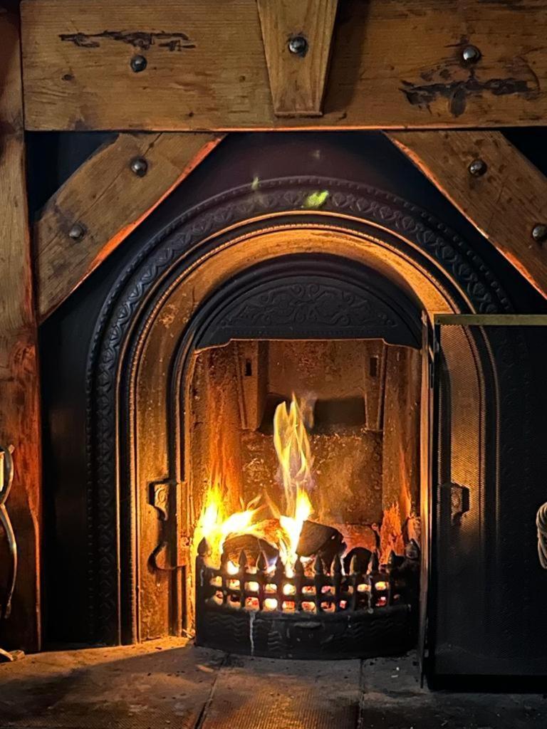 Cosy Cottage With Sea & Mountain Views كارنلوف المظهر الخارجي الصورة